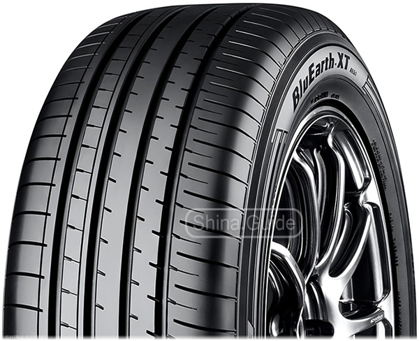 Yokohama 225/60R18 104W BluEarth-XT AE61 фото 1